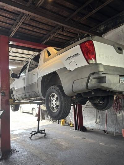 Espinoza Auto Repair & Towing