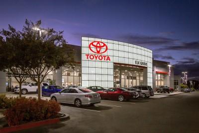 Elk Grove Toyota – Service