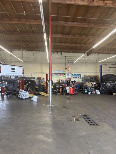 Hacienda Auto Center Zack/Jack