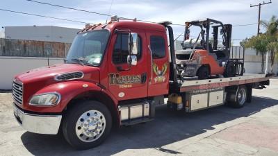 Reyes Towing Inc, Hacienda Heights, California