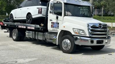 JR Towing LLC