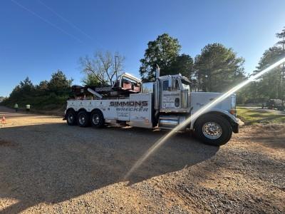 Simmons Wrecker Service