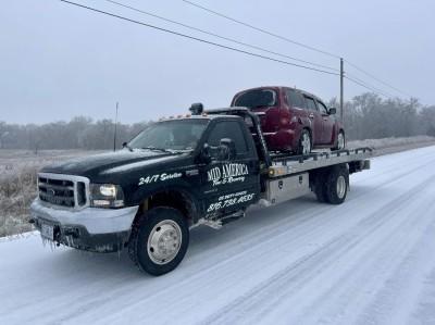 Mid America Tow LLC