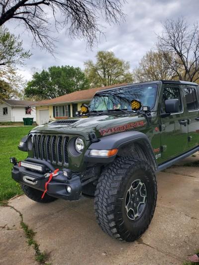 Smith's Automotive Repair