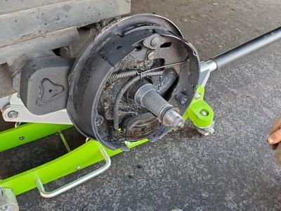 Paul's Towing