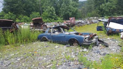 Joe's Used Auto Parts022