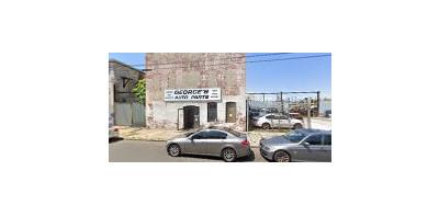 George's Auto Parts010