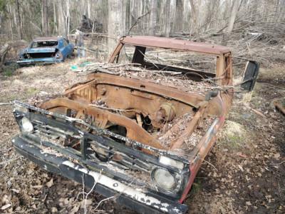 R C Auto Salvage024