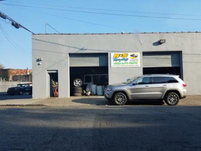 R & S Used Auto Parts010