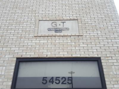 G & T Used Auto Parts021