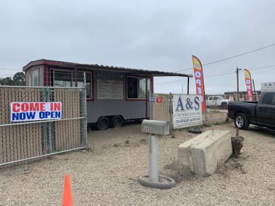 A & S Auto Wrecking Inc021