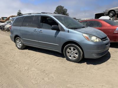 A & S Auto Wrecking Inc023