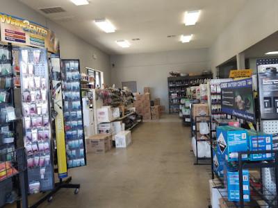 George's Auto Supply012
