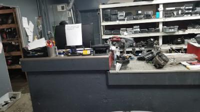 Sam's Auto Parts Inc022