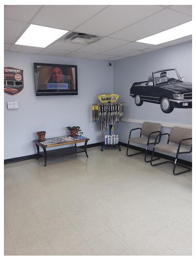 Dan's Used Auto Parts06