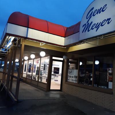 Gene Meyer's Towing, East Renton Highlands, Washington