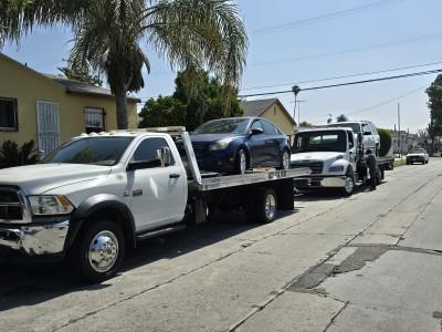 Periquillo Towing, Los Angeles, California