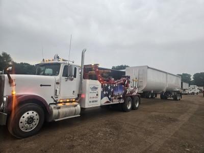Moctezuma's Towing, Grand Prairie, Texas