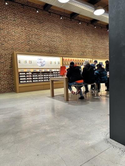 Apple Williamsburg, Brooklyn, New York