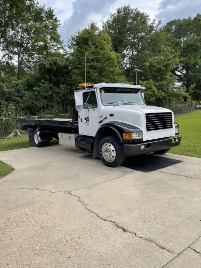 Antoine's Towing