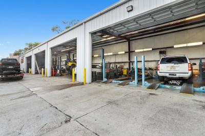 Plantation Tire & Auto, Baton Rouge, Louisiana