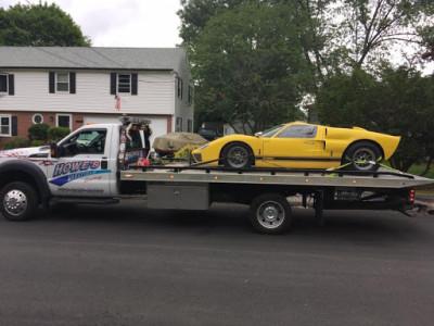 Howe's Towing, Wakefield, Massachusetts