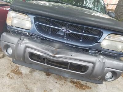 Max's Paint & Body Shop, Gainesville, Florida