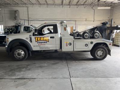 Team towing, Akron, Ohio