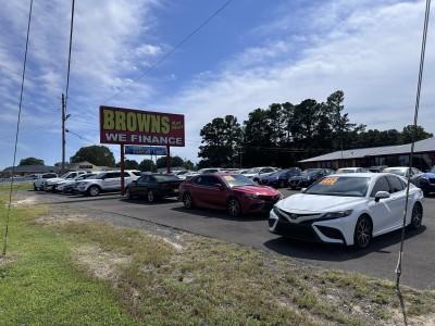 Brown's Kar Mart, Sardis City, Alabama