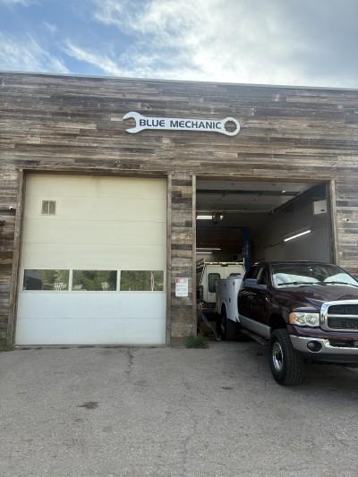 Blue Mechanic, El Jebel, Colorado