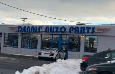 Dennis' Auto Parts
