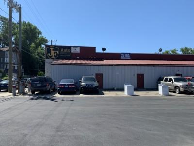 J & F Auto Wholesalers, Waterbury, Connecticut