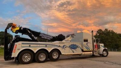 Advanced Towing, Lake Sarasota, Florida