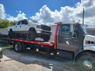 Suncoast Towing, Lake Sarasota, Florida