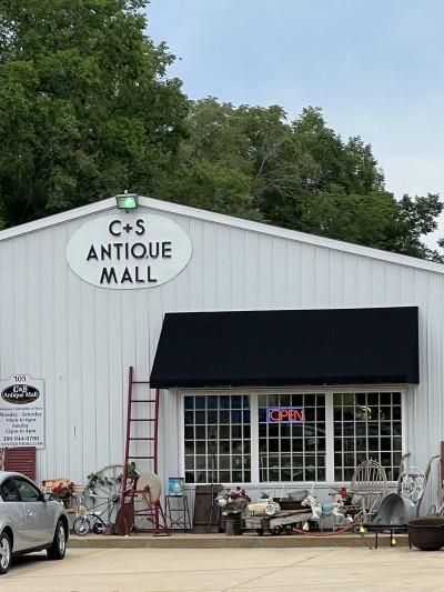 C & S Antique Mall, Geneseo, Illinois