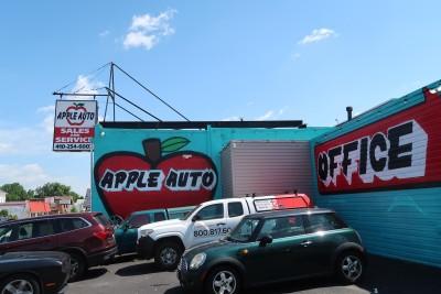 Apple Auto, Old Baltimore, Maryland