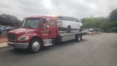 Advanced towing inc, North Seekonk, Massachusetts
