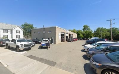 Burke's Automotive, Woburn, Massachusetts