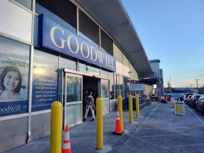 Ballard Goodwill, Seattle Hill, Washington