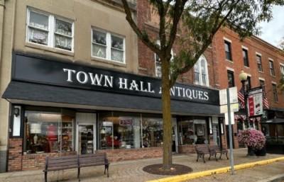 Town Hall Antiques, Romeo, Michigan