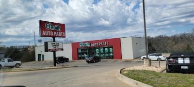 O'Reilly Auto Parts, Branson West, Missouri