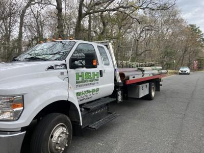 H&H Towing Services, Center Moriches, New York
