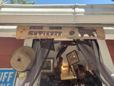 Red Dog Antiques, Olivebridge, New York