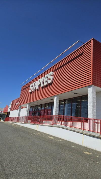 Staples, Livingston, New Jersey