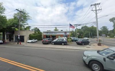 Bill's Auto Repair, Port Washington, New York