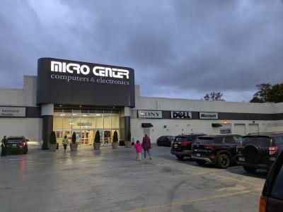 Micro Center, Yonkers, New York