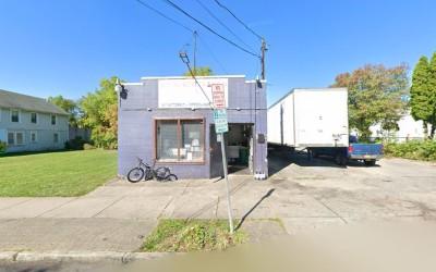 Bottle and can return, East Syracuse, New York
