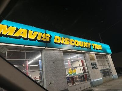 Mavis Discount Tire, Williston Park, New York