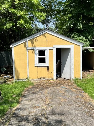 SOS Junk Removal, Akron, Ohio
