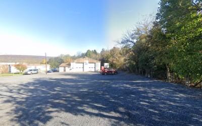 Mc Curdy's Garage, Shartlesville, Pennsylvania